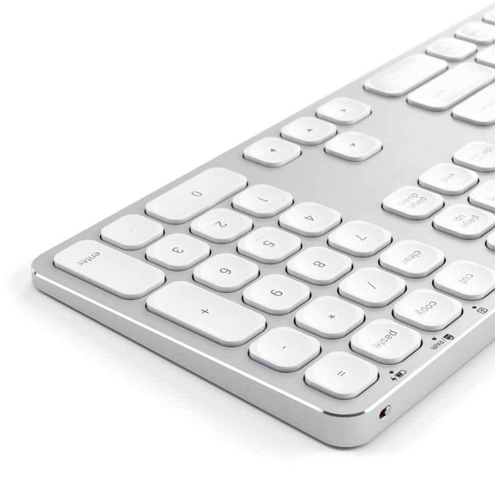 Курекле клавиатура. Беспроводная клавиатура Satechi. Satechi Aluminum Wireless Keyboard with Numeric Keypad Silver Bluetooth. Клавиатура Satechi Aluminium. Клавиатура Apple Aluminium Keyboard.