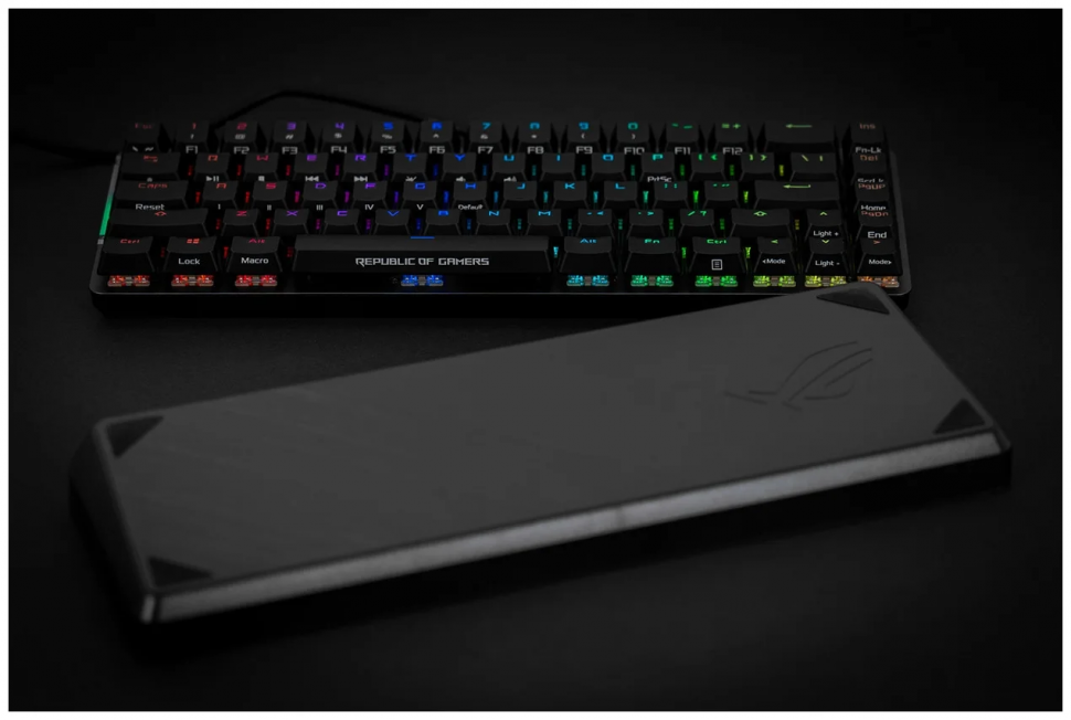 Клавиатура rog falchion. Игровые клавиатуры ASUS ROG. ASUS ROG Falchion Cherry MX RGB. Клавиатура ASUS ROG Falchion Keyboard Wireless (2.4g/USB) Cherry MX RGB 305x101x38mm 520g (027539) (90mp01y0-bkra01). ASUS ROG Falchion.